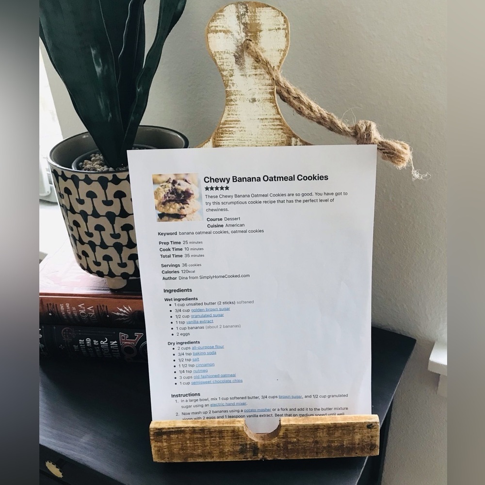Wooden Stand for Recipe book or iPad - Picture 2 of 5